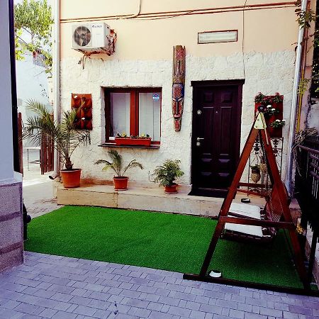 Mpoint Motel Bucureşti Ngoại thất bức ảnh