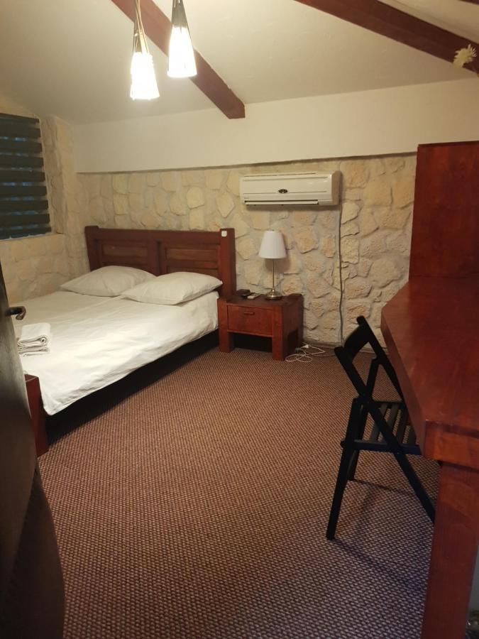Mpoint Motel Bucureşti Ngoại thất bức ảnh