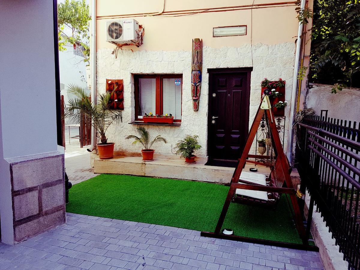 Mpoint Motel Bucureşti Ngoại thất bức ảnh
